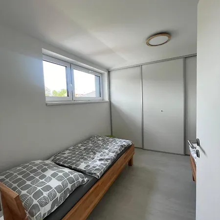 Apartman Bystrice Bystrice nad Pernstejnem Exterior photo